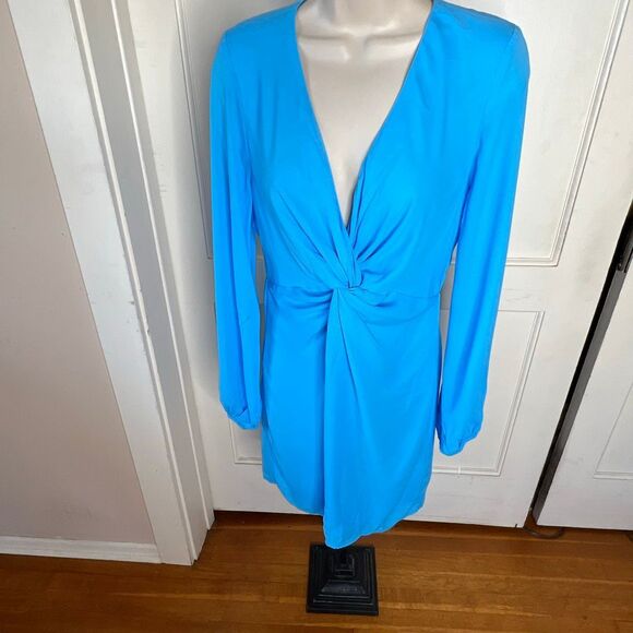 Krisa Twist Front Mini Dress in Malibu Small New - Picture 2 of 8